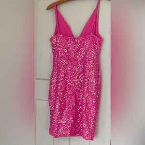 Lucy In The Sky  sequence bodycon dress in hot pink
